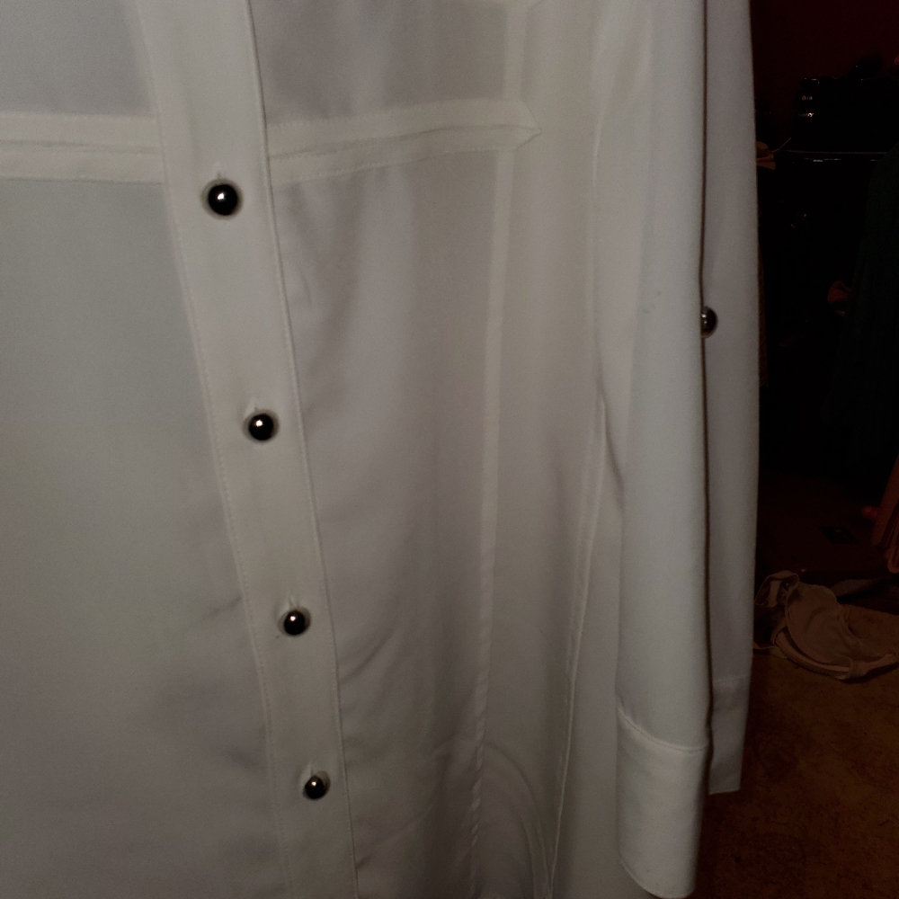 Top - Picture 2 of 2